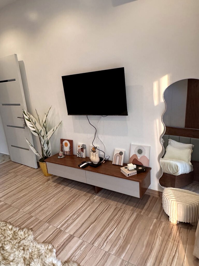 ACCEUIL room angle 3